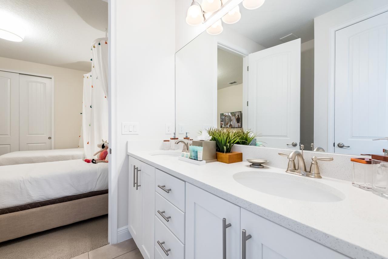 Exquisite Home With Media Room & Games Near Disney By Rentyl - 7600M Orlando Exterior foto